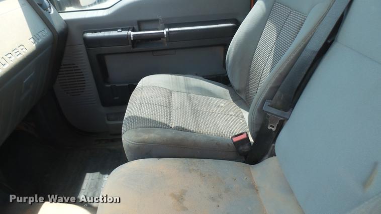 image for item DB3486 2013 Ford F250 Super Duty SuperCab pickup truck