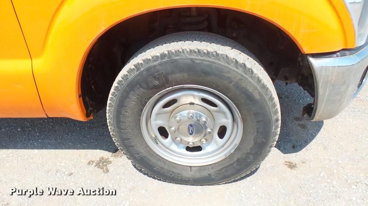 image for item DB3486 2013 Ford F250 Super Duty SuperCab pickup truck