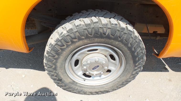 image for item DB3486 2013 Ford F250 Super Duty SuperCab pickup truck