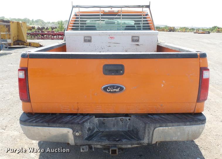 image for item DB3488 2010 Ford F250 Super Duty SuperCab pickup truck