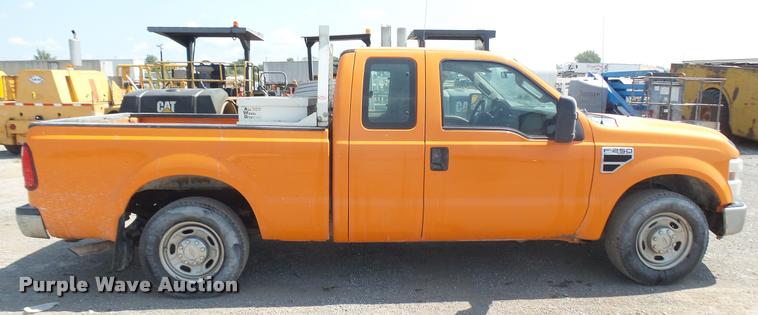 image for item DB3488 2010 Ford F250 Super Duty SuperCab pickup truck