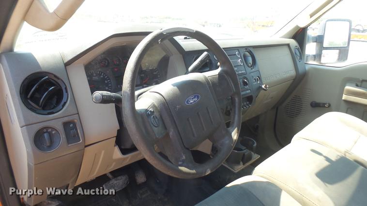 image for item DB3488 2010 Ford F250 Super Duty SuperCab pickup truck