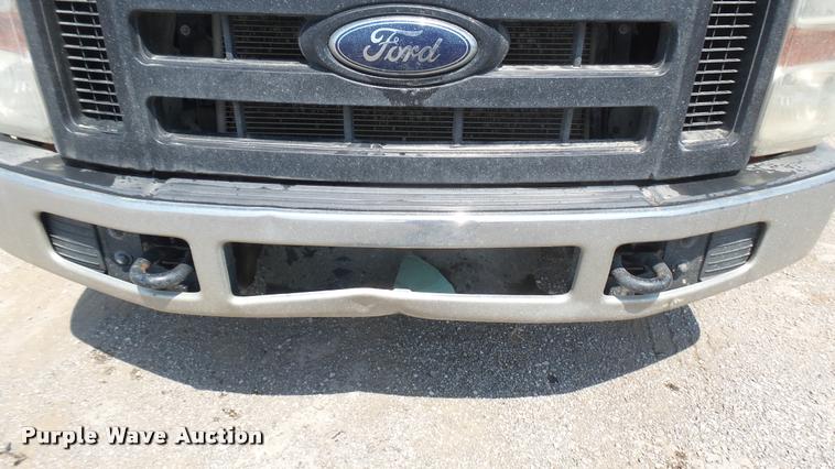 image for item DB3488 2010 Ford F250 Super Duty SuperCab pickup truck