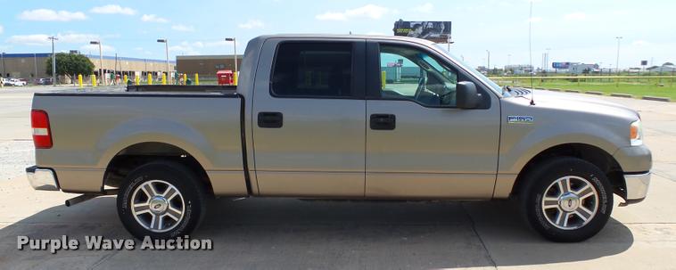 image for item DB4123 2006 Ford F150 XLT SuperCrew pickup truck