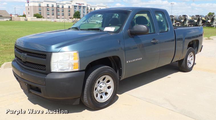 image for item DB4124 2008 Chevrolet Silverado 1500 Ext. Cab pickup truck