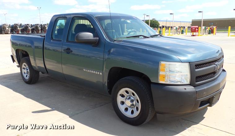 image for item DB4124 2008 Chevrolet Silverado 1500 Ext. Cab pickup truck