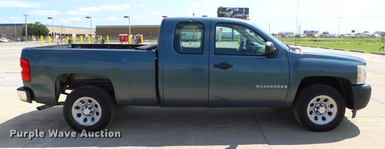 image for item DB4124 2008 Chevrolet Silverado 1500 Ext. Cab pickup truck