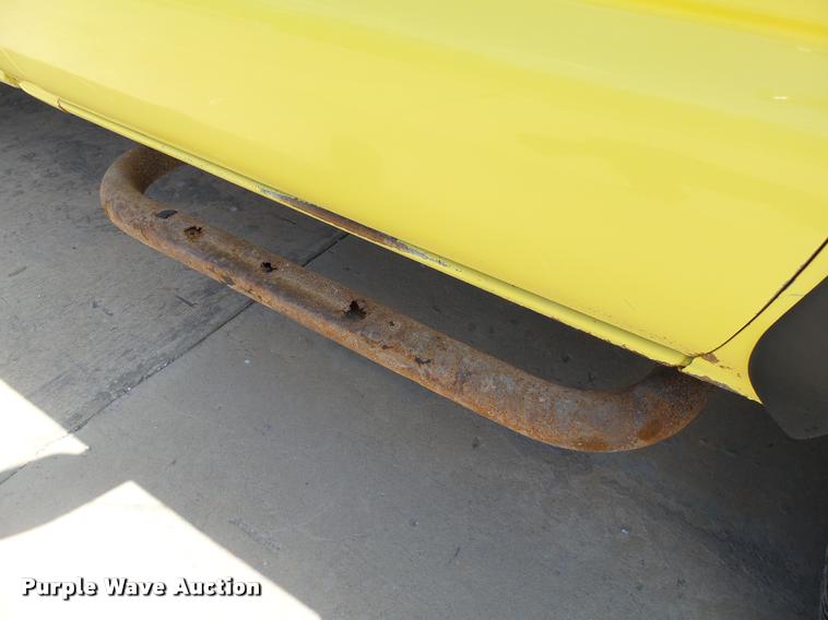 image for item DB4127 2005 Chevrolet Silverado 2500HD pickup truck