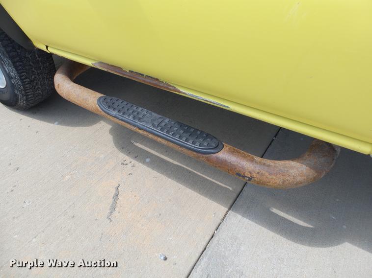 image for item DB4127 2005 Chevrolet Silverado 2500HD pickup truck