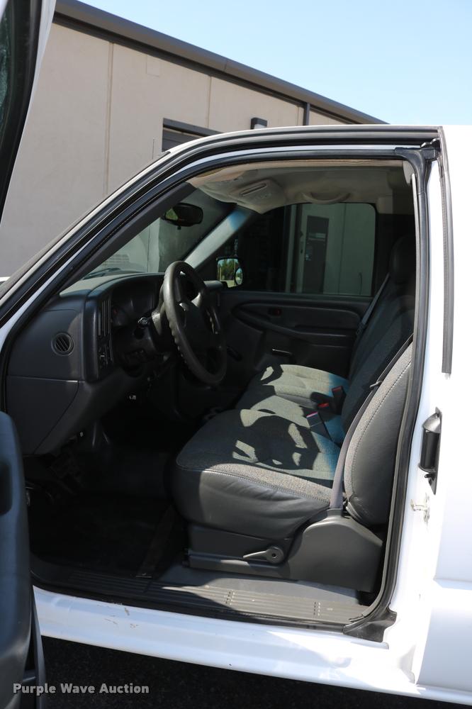 image for item DB4138 2006 Chevrolet Silverado 1500 Ext. Cab pickup truck