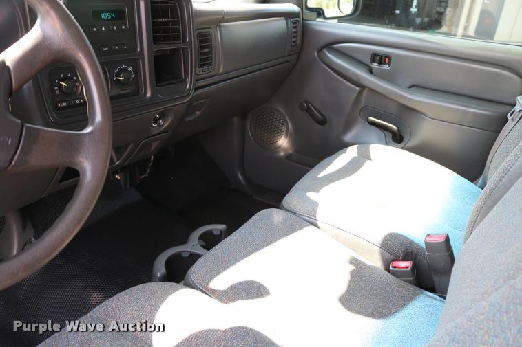 image for item DB4138 2006 Chevrolet Silverado 1500 Ext. Cab pickup truck