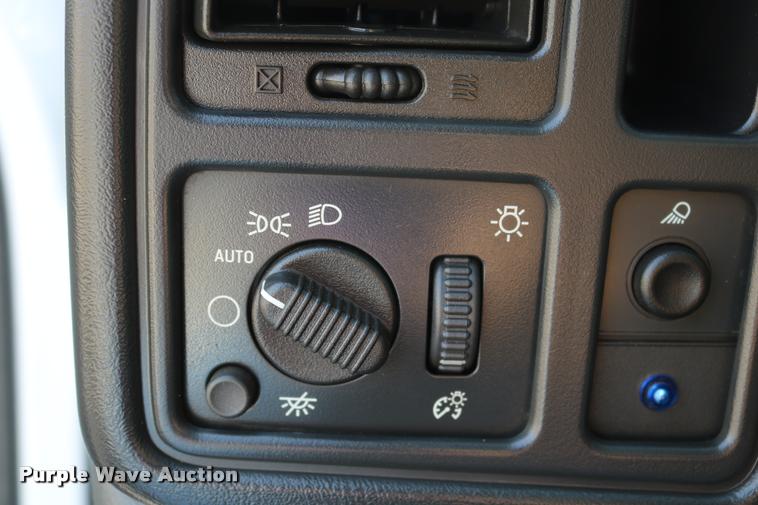 image for item DB4138 2006 Chevrolet Silverado 1500 Ext. Cab pickup truck