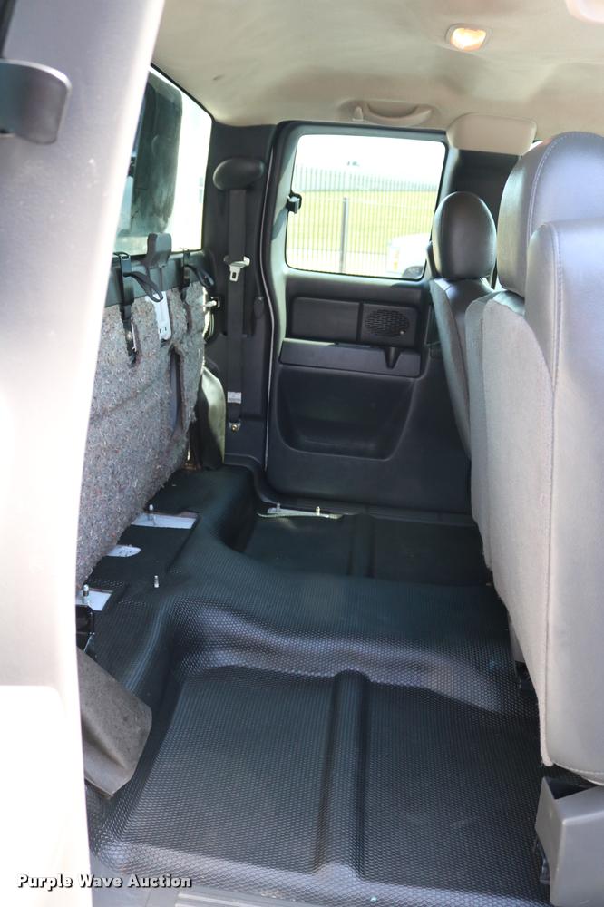 image for item DB4138 2006 Chevrolet Silverado 1500 Ext. Cab pickup truck