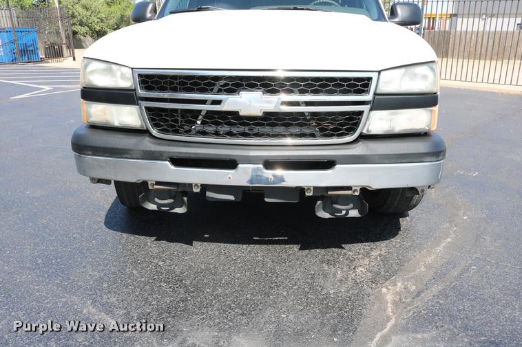 image for item DB4138 2006 Chevrolet Silverado 1500 Ext. Cab pickup truck