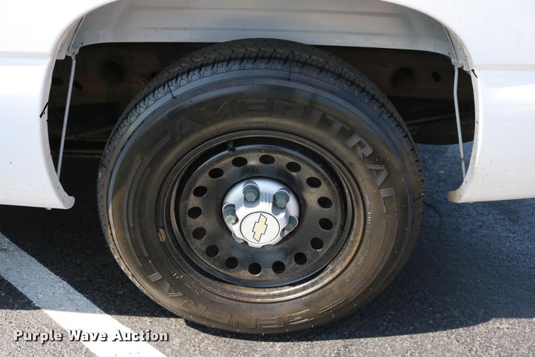 image for item DB4138 2006 Chevrolet Silverado 1500 Ext. Cab pickup truck