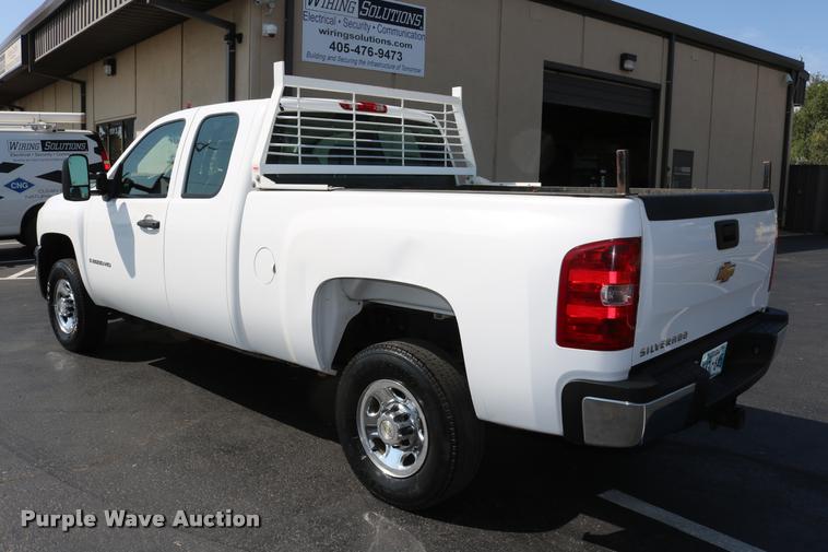 image for item DB4140 2007 Chevrolet Silverado 2500HD Ext. Cab pickup truck