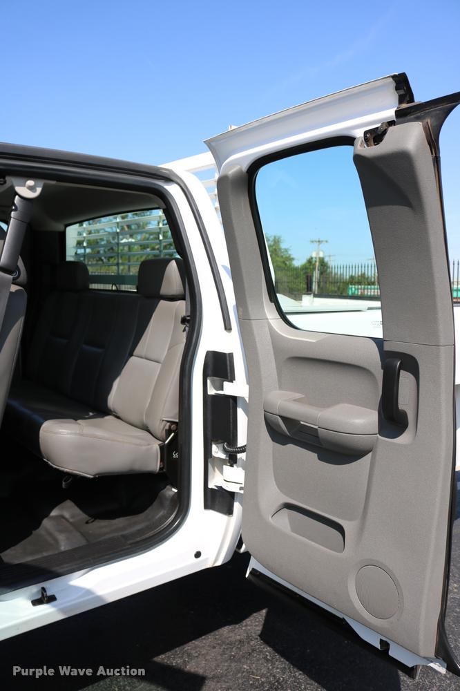 image for item DB4140 2007 Chevrolet Silverado 2500HD Ext. Cab pickup truck