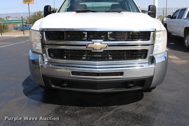 image for item DB4140 2007 Chevrolet Silverado 2500HD Ext. Cab pickup truck