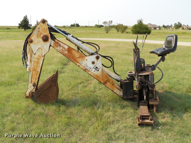 image for item DB4159 Melroe Bobcat 911 backhoe attachment