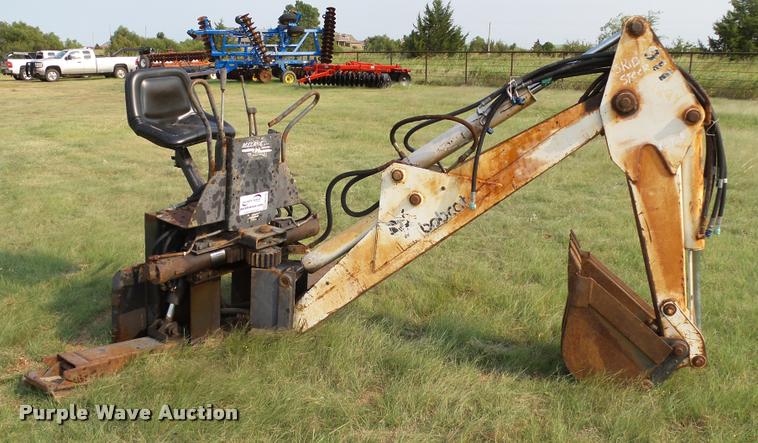 image for item DB4159 Melroe Bobcat 911 backhoe attachment
