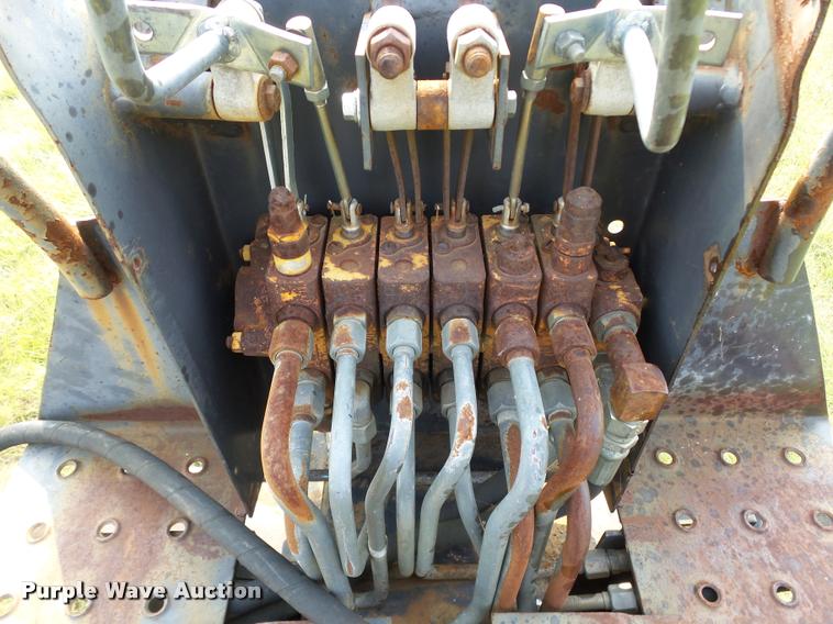 image for item DB4159 Melroe Bobcat 911 backhoe attachment