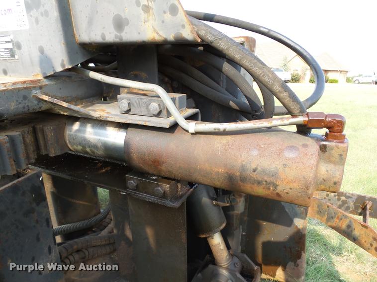 image for item DB4159 Melroe Bobcat 911 backhoe attachment