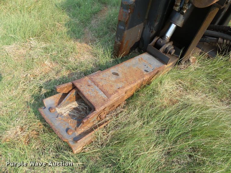 image for item DB4159 Melroe Bobcat 911 backhoe attachment