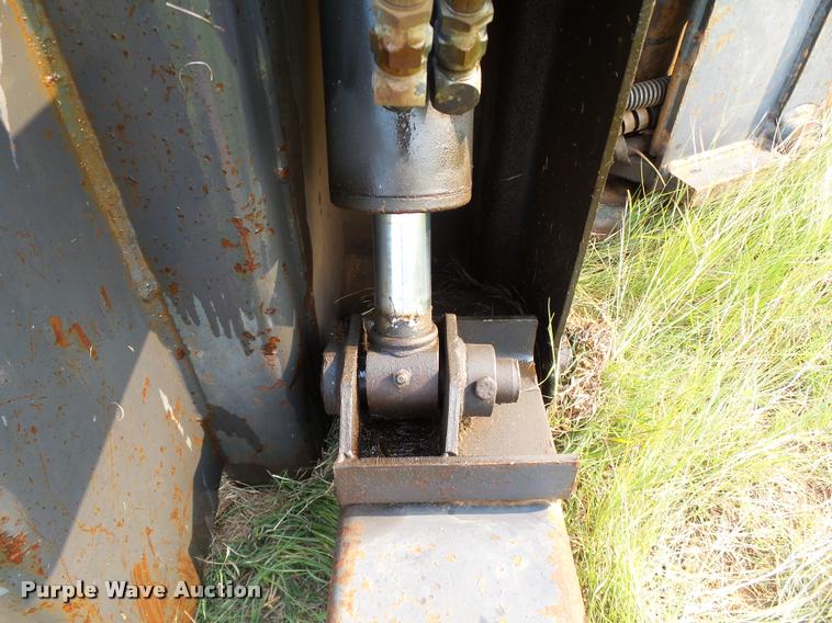 image for item DB4159 Melroe Bobcat 911 backhoe attachment