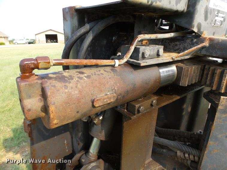 image for item DB4159 Melroe Bobcat 911 backhoe attachment