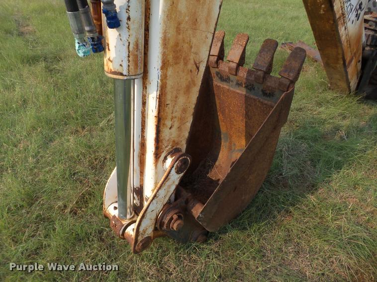 image for item DB4159 Melroe Bobcat 911 backhoe attachment