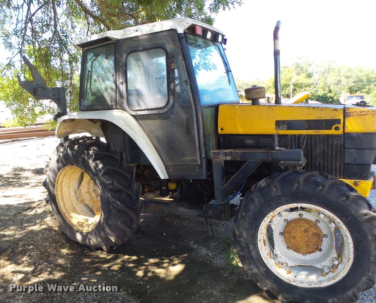 image for item DB5869 1997 New Holland 7740 tractor