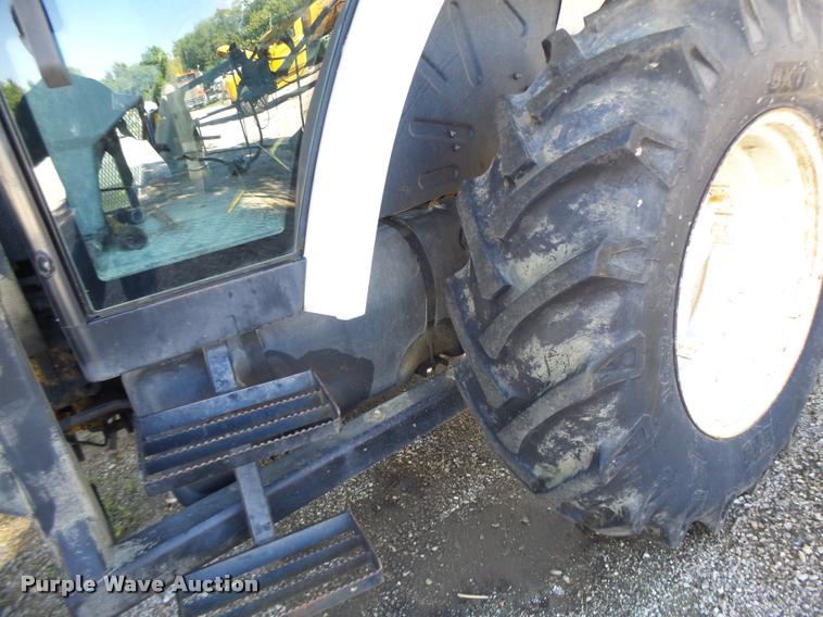 image for item DB5869 1997 New Holland 7740 tractor