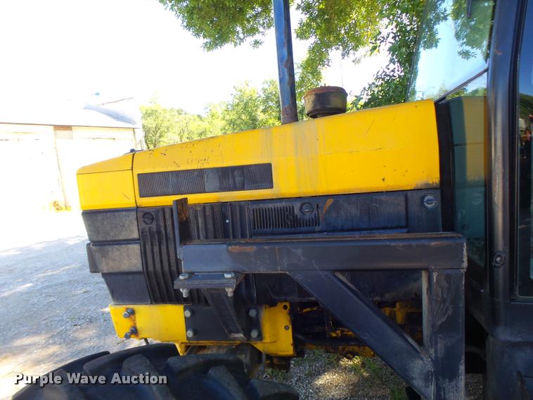 image for item DB5869 1997 New Holland 7740 tractor