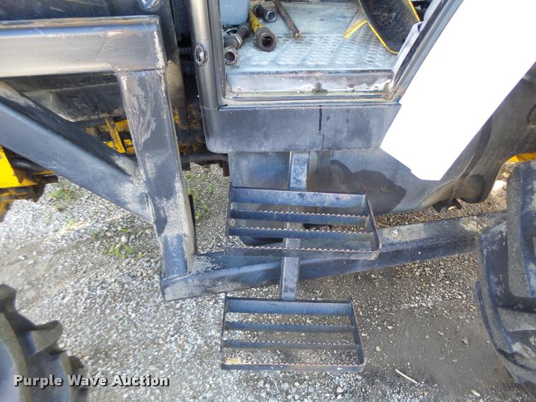 image for item DB5869 1997 New Holland 7740 tractor