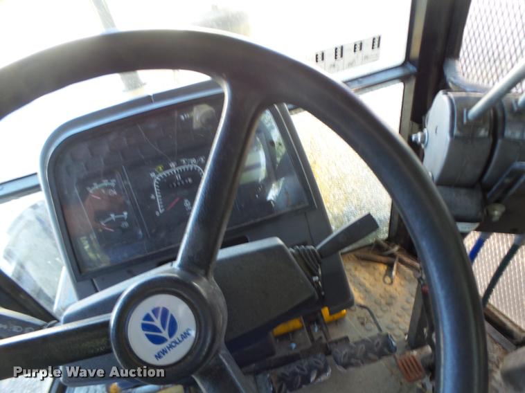 image for item DB5869 1997 New Holland 7740 tractor