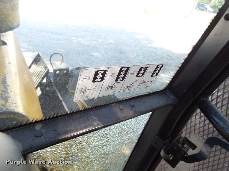 image for item DB5869 1997 New Holland 7740 tractor