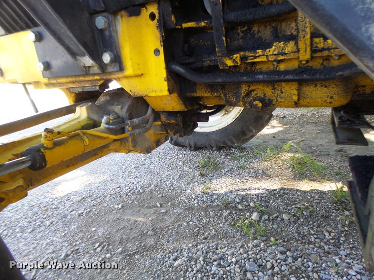 image for item DB5869 1997 New Holland 7740 tractor