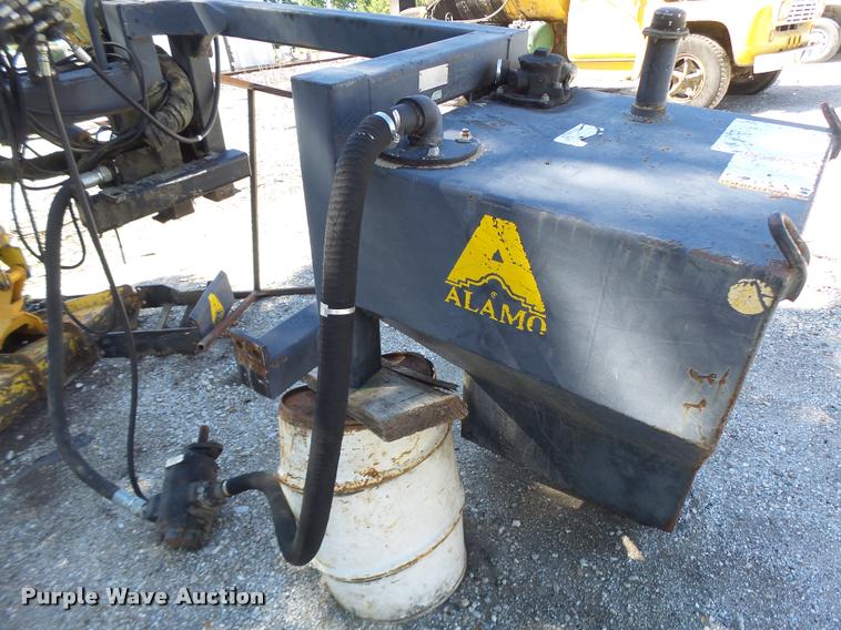 image for item DB5869 1997 New Holland 7740 tractor