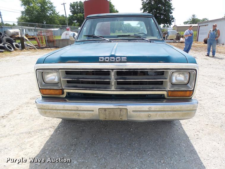 image for item DB5876 1989 Dodge W150 pickup truck