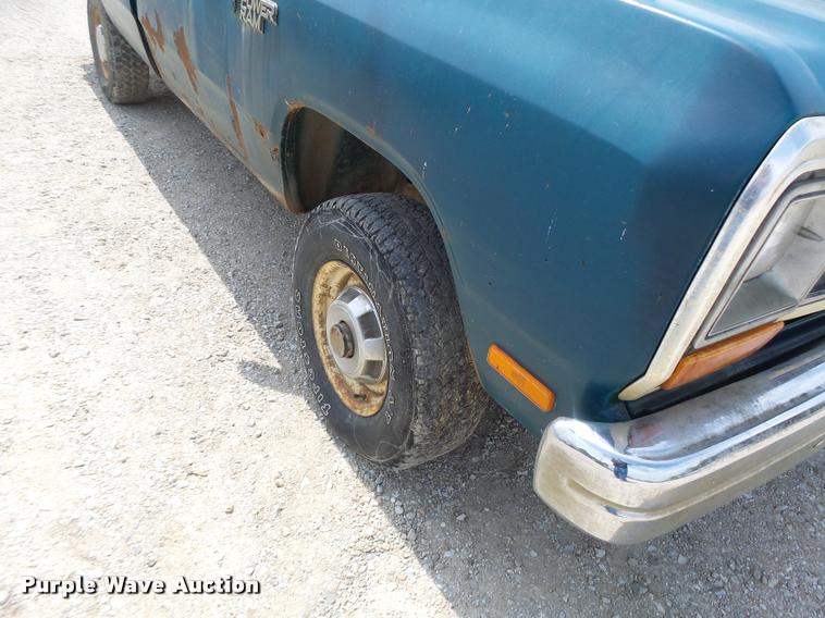 image for item DB5876 1989 Dodge W150 pickup truck