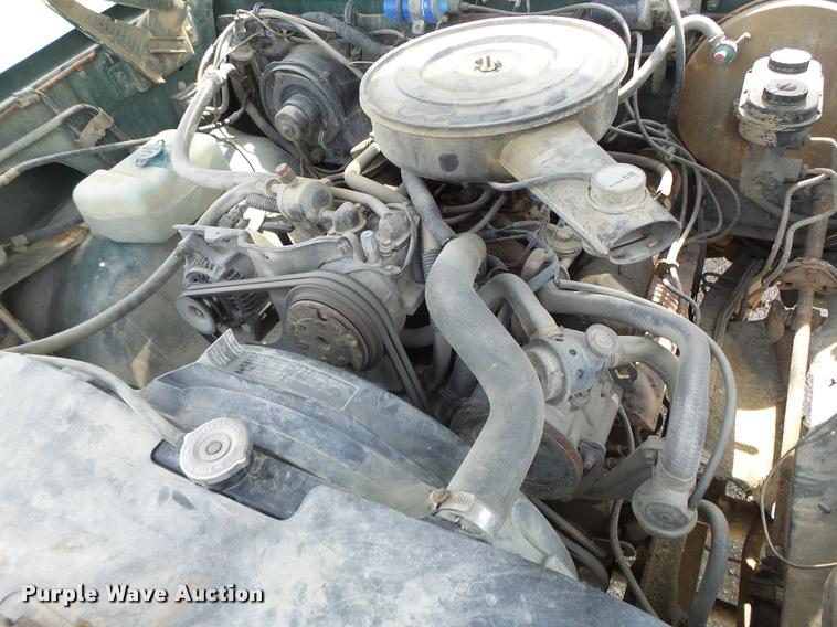 image for item DB5876 1989 Dodge W150 pickup truck