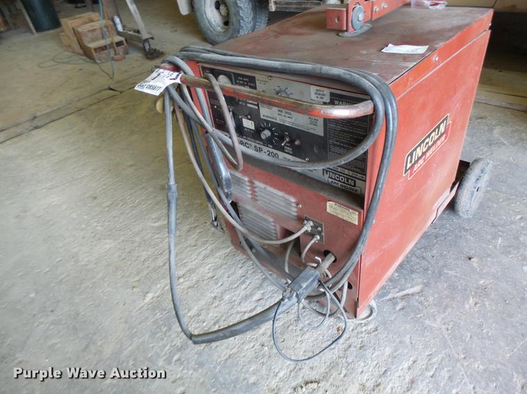 image for item DB5877 Lincoln Idealarc SP200 wire feed welder