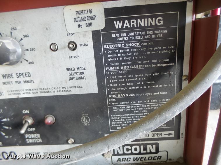 image for item DB5877 Lincoln Idealarc SP200 wire feed welder