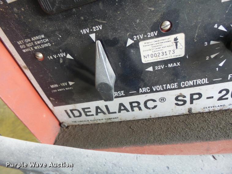 image for item DB5877 Lincoln Idealarc SP200 wire feed welder