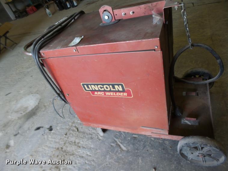 image for item DB5877 Lincoln Idealarc SP200 wire feed welder