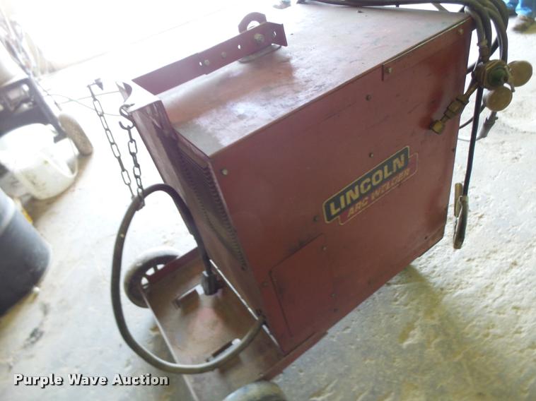 image for item DB5877 Lincoln Idealarc SP200 wire feed welder