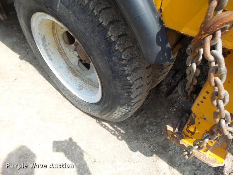 image for item DB5878 1976 Ford F600 bucket truck