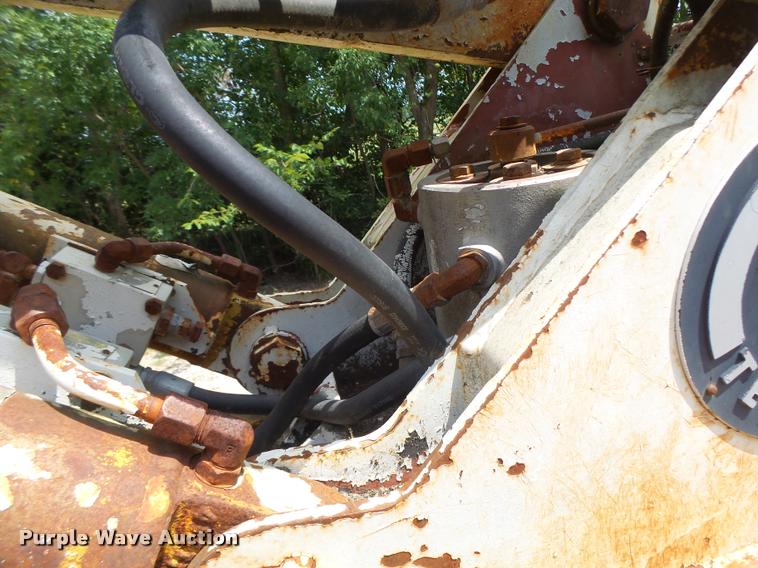 image for item DB5878 1976 Ford F600 bucket truck