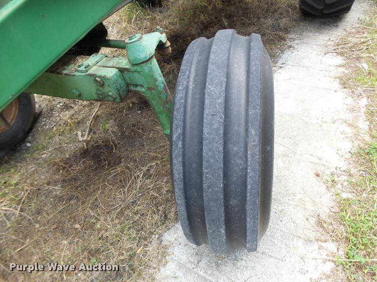 image for item DB5896 John Deere 4230 tractor