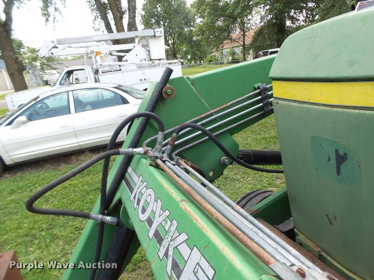 image for item DB5896 John Deere 4230 tractor